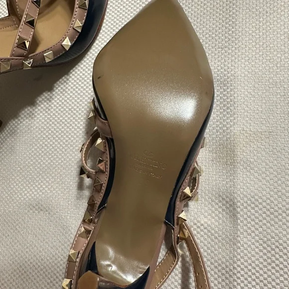 Valentino Navy Blue and Gold Rock Stud Patent Leather - Picture 6 of 8